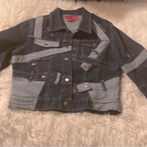 VINTAGE LE MORE RARE DENIM BELT JACKET AND FLARE JEAN SET - Picture 10 of 10